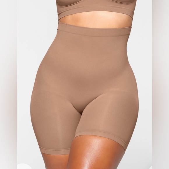 SKIMS Other - SKIMS High-Waisted Shapewear Shorts - Brown size Small